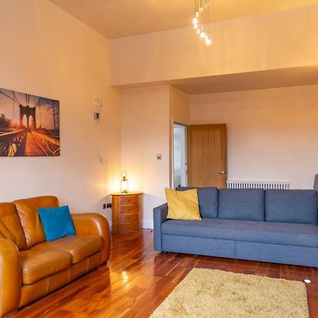 Apartment No 1 - The Old Red King Pub, Whitefield, Manchester Dış mekan fotoğraf