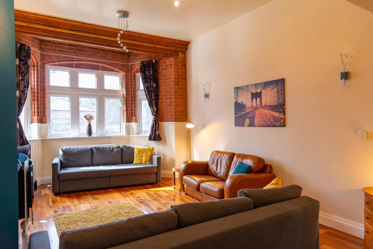 Apartment No 1 - The Old Red King Pub, Whitefield, Manchester Dış mekan fotoğraf